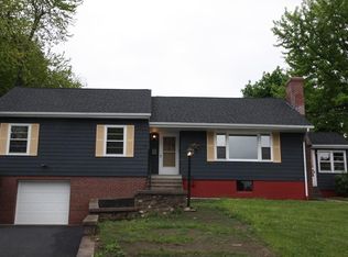 212 Ontario Ave, Holyoke, MA 01040
