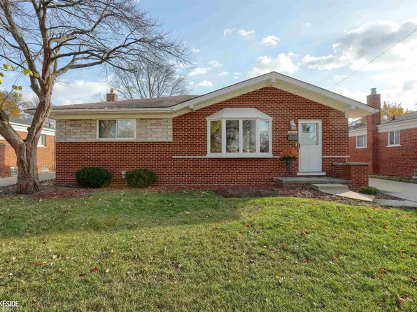 28676 Adler Dr, Warren, MI 48088