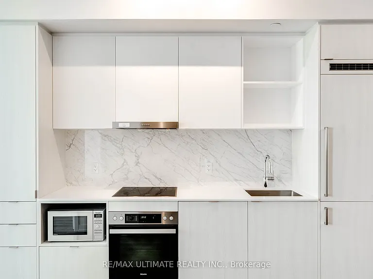 138 Downes St #5908 — Photo 12