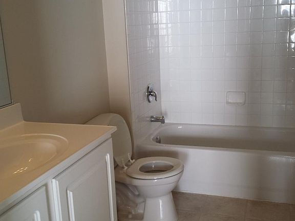 4th image of 42544 Hollyhock Ter Suite 302