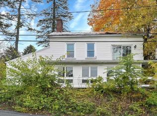 15 Quaker Hill Rd, Pleasant Valley, NY 12569