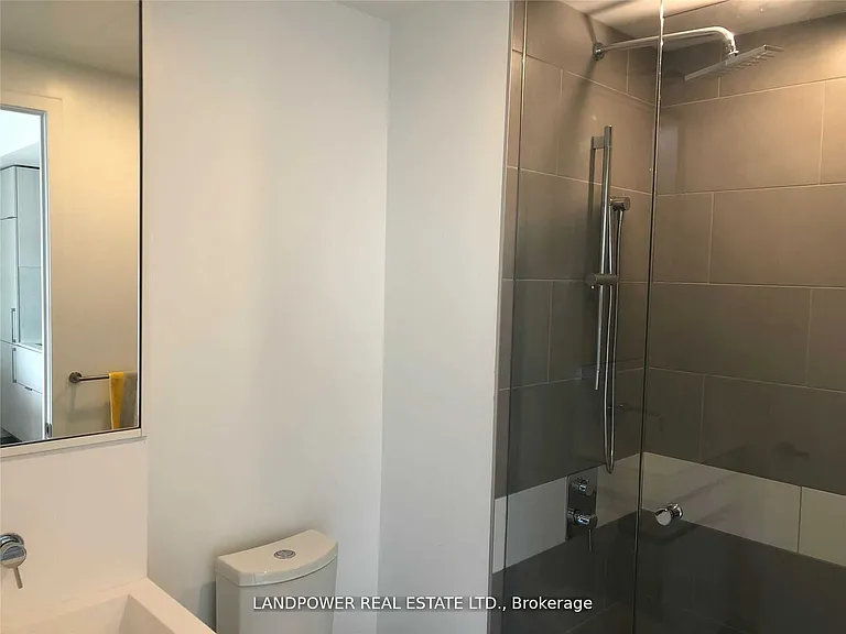 197 Yonge St #2113 — Photo 7