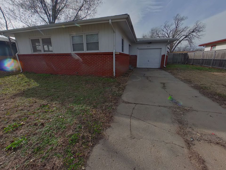 1st image of 2215 S Millwood St