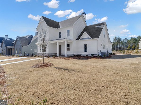 25 Stubbs Hl, Senoia, GA 30276