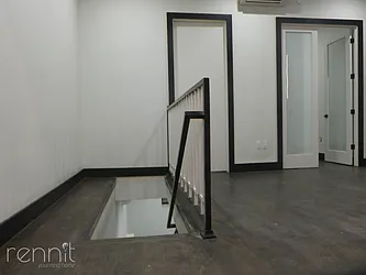 Rented by Rennit Inc.