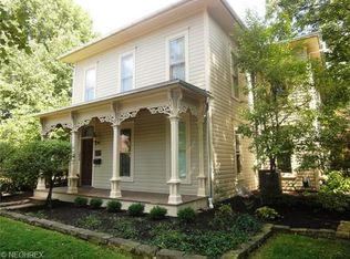 204 S Pearl St, Granville, OH 43023