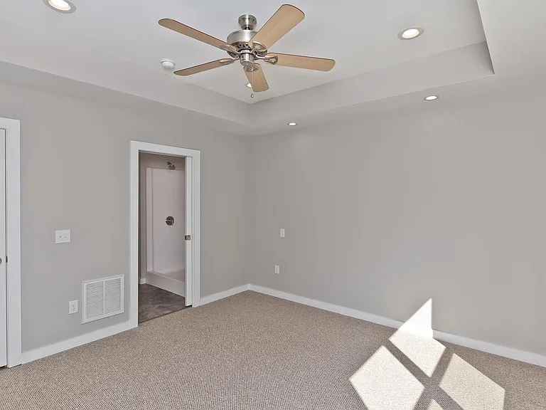 615 Reed St — Photo 12