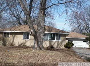 41 90th Ln NE, Blaine, MN 55434
