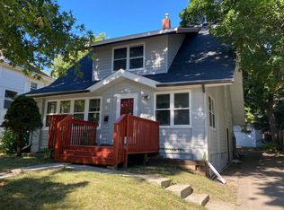 1114 42nd St, Des Moines, IA 50311
