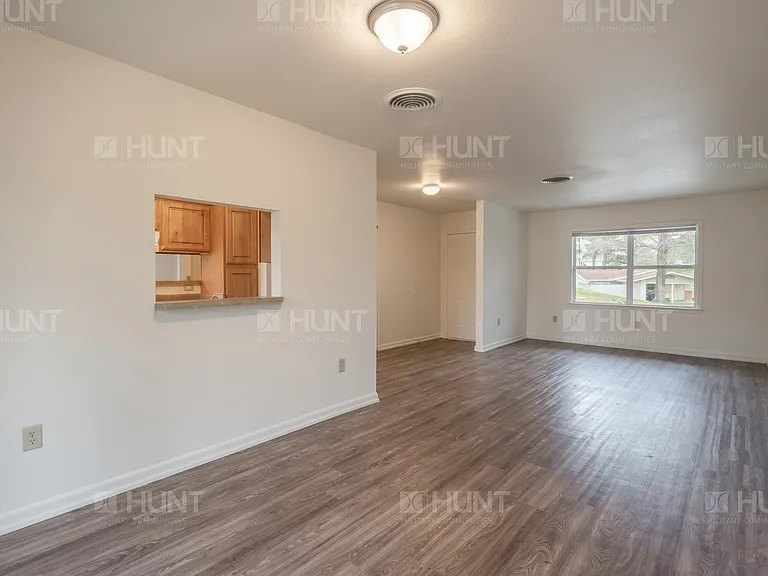 127 Arkansas Blvd — Photo 2