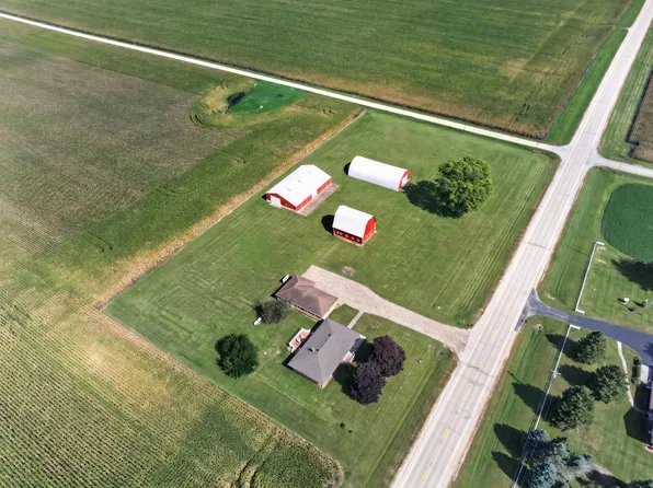 8980 E State Route 38, Ashton, IL 61006