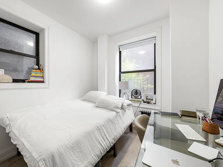 206 W 80th St #1E — Photo 5