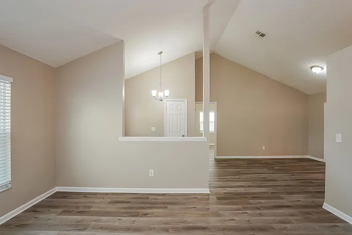 4140 Spring Way Cir — Photo 3
