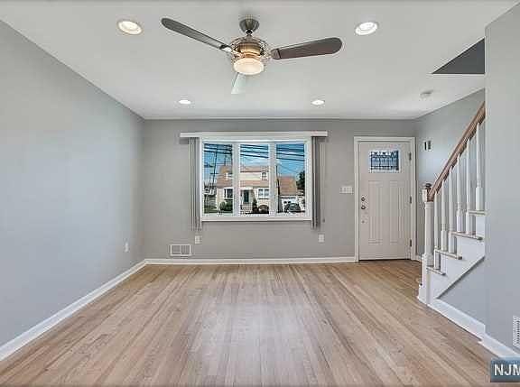 4th image of 59 Noel Dr