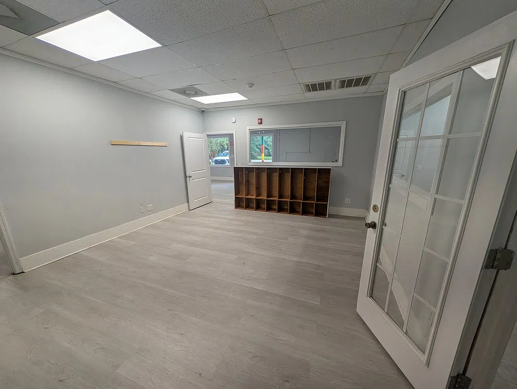 Studio, 3.0 bath, 2350 sqft, $3,928 — Photo 4