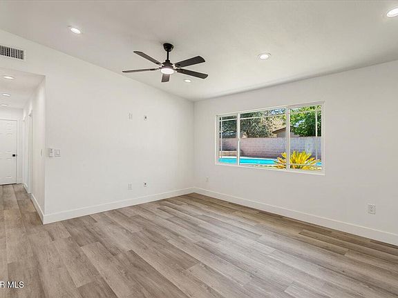 5th image of 1138 W Avenue J14