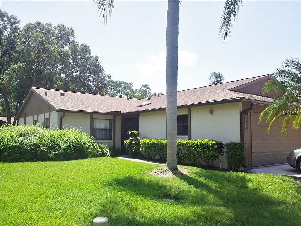 1st image of 422 Oak Hill Cir #2