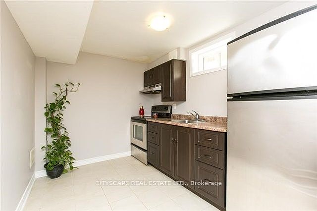 2nd image of 5073 Churchill Meadows Blvd