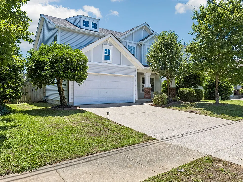 4116 Longfellow Dr