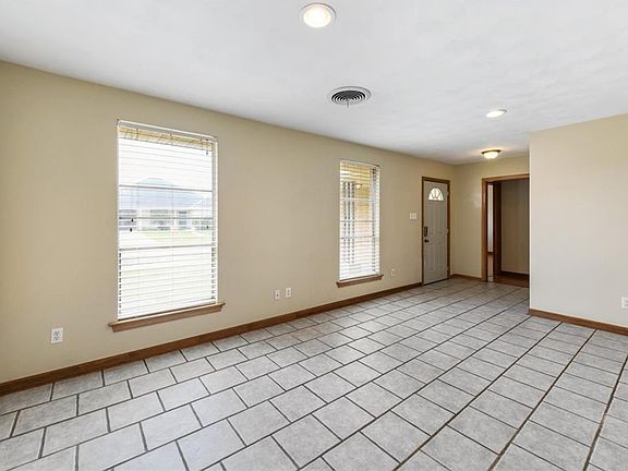 2nd image of 3501 Ferran Dr
