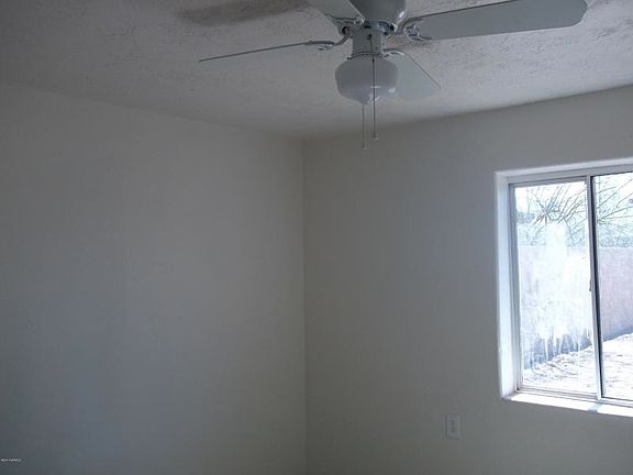 2nd image of 2729 E Wood St Unit A