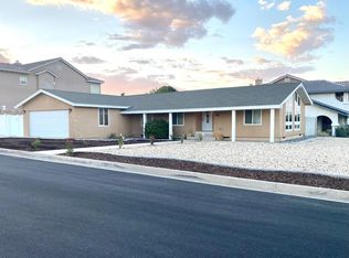 12820 Amberwood Ln, Victorville, CA 92395