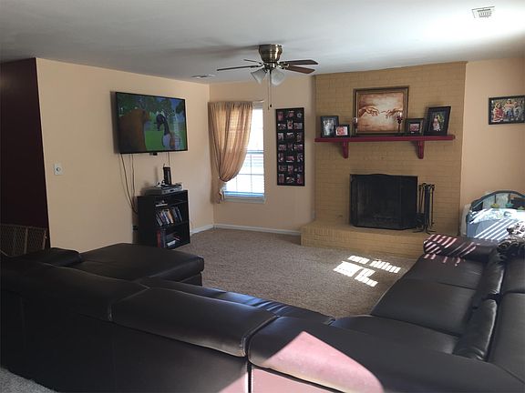2nd image of 188 Bentley Dr