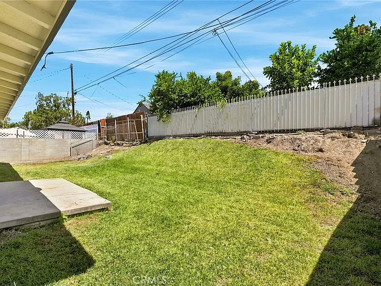 17045 Salais St — Photo 31