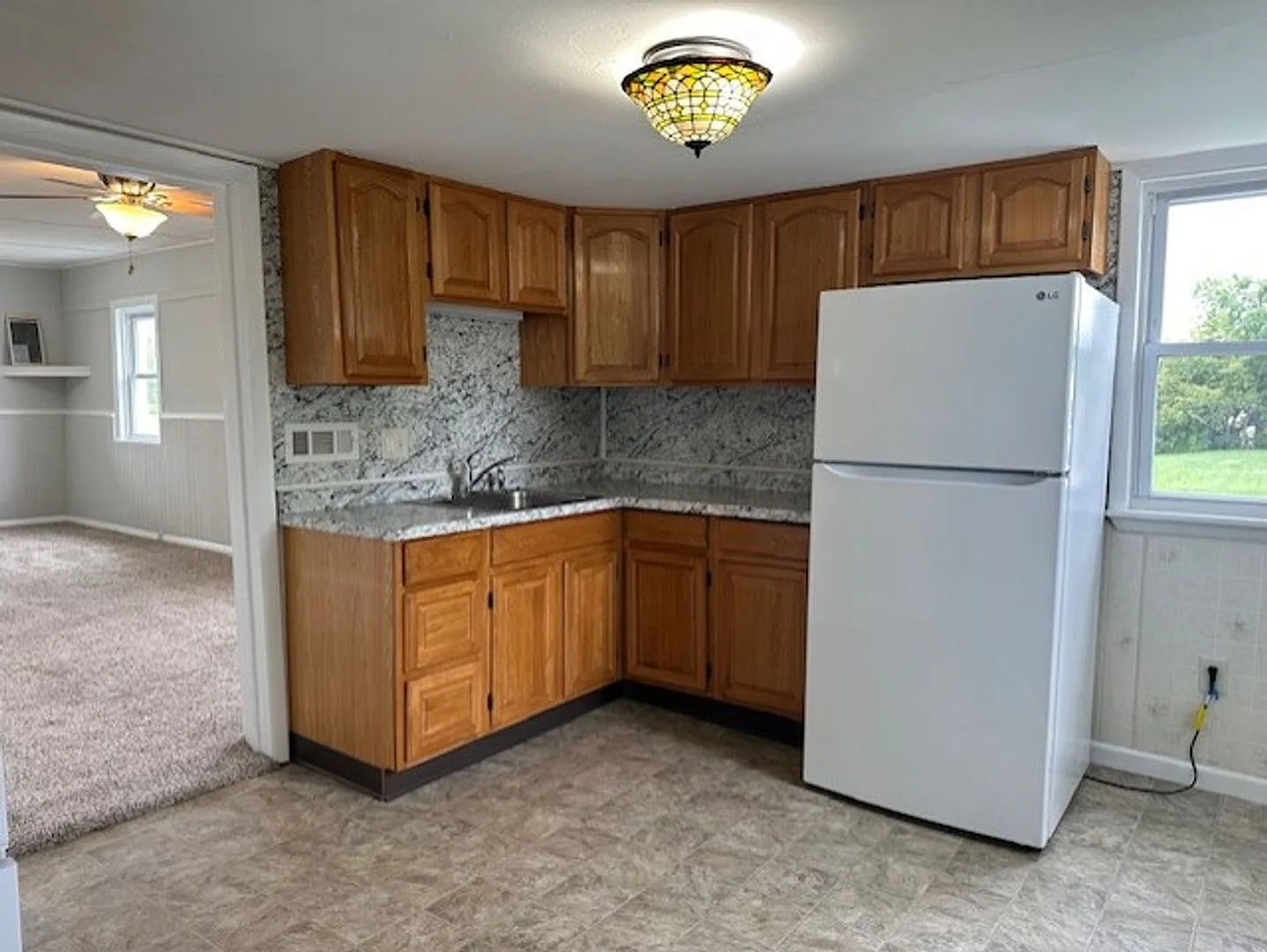 2-bedroom, 1-bathroom 1st floor apartment in Jonestown, PA/Lebanon School District. — Photo 4
