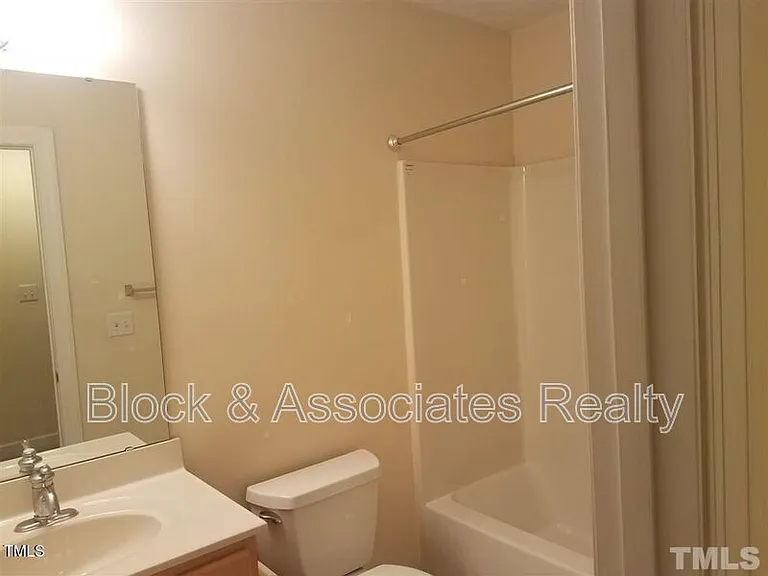6922 Ray Rd — Photo 7