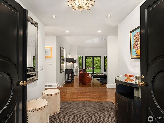 5th image of 1601 Evergreen Point Road