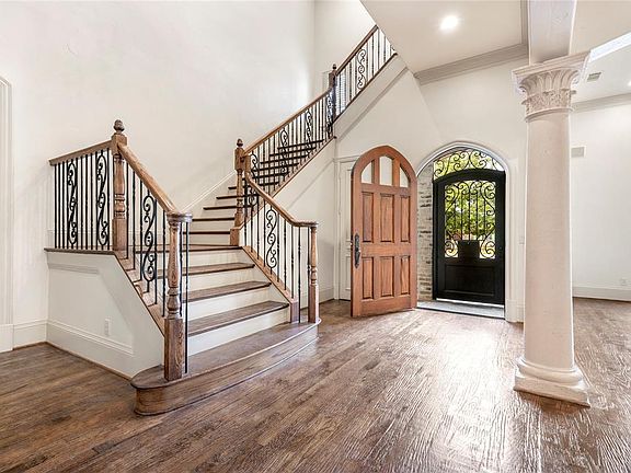 4th image of 6630 Stefani Dr