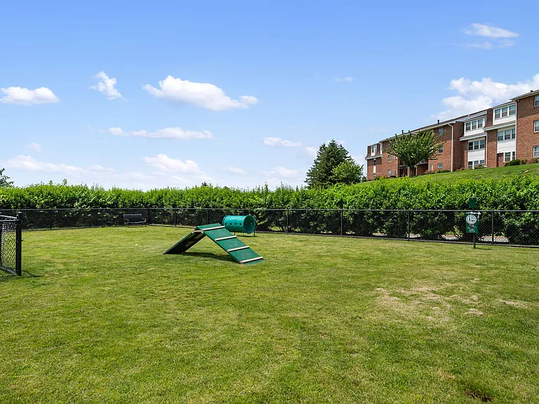 Greenspring — Photo 28