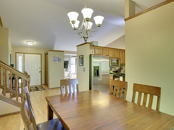 4th image of 1 Alice Ct