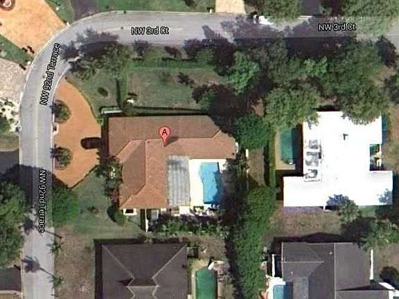 2nd image of 295 NW 92nd Ter