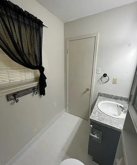5559 Orchard St — Photo 20