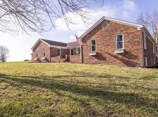 211 Bourbon Acres Rd, Paris, KY 40361
