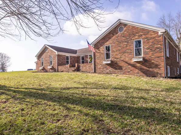 211 Bourbon Acres Rd, Paris, KY 40361