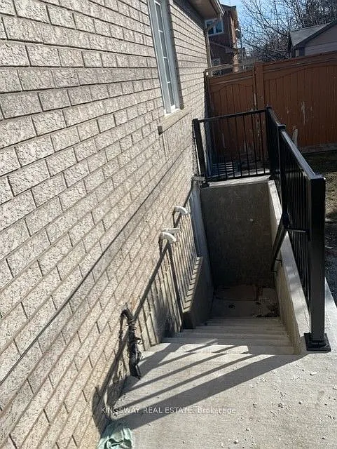2 bed, $1,599 — Photo 4