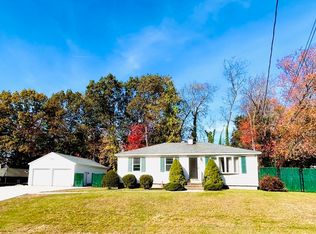 23 Gail Dr, Holden, MA 01520