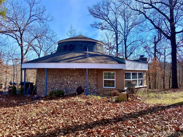 200 142nd Rd, Eucha, OK 74342