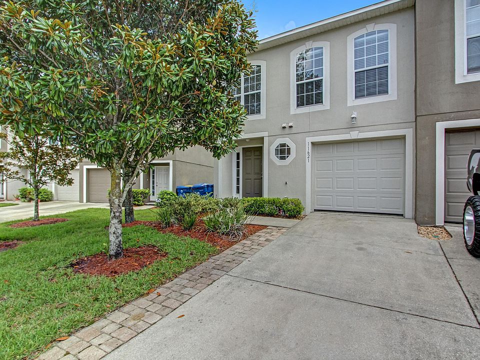 1st image of 11621 Hickory Oak Dr