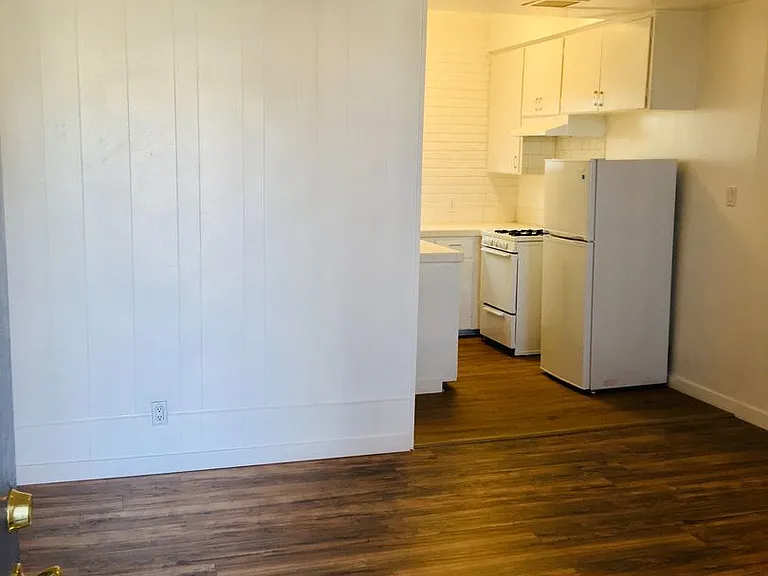 355-81 S Rodeo Dr — Photo 4