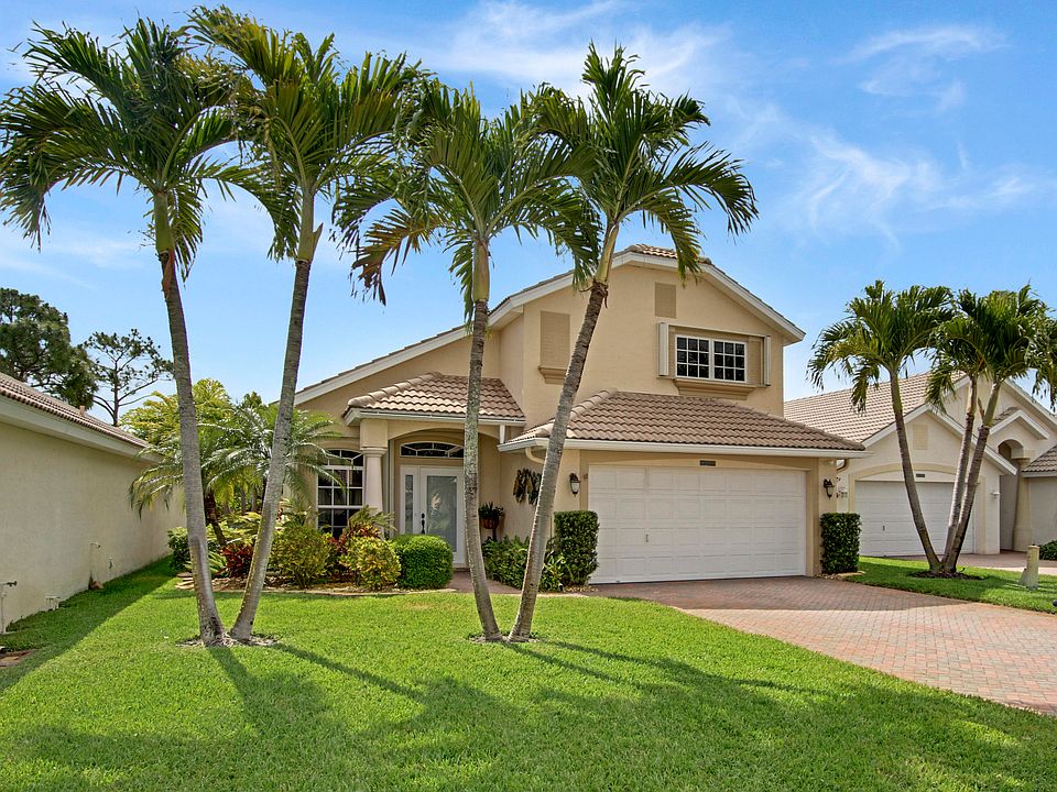 1st image of 12215 SE Plandome Dr