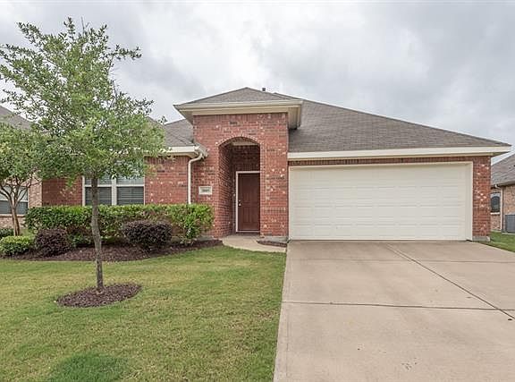3rd image of 3005 Glenoaks Dr