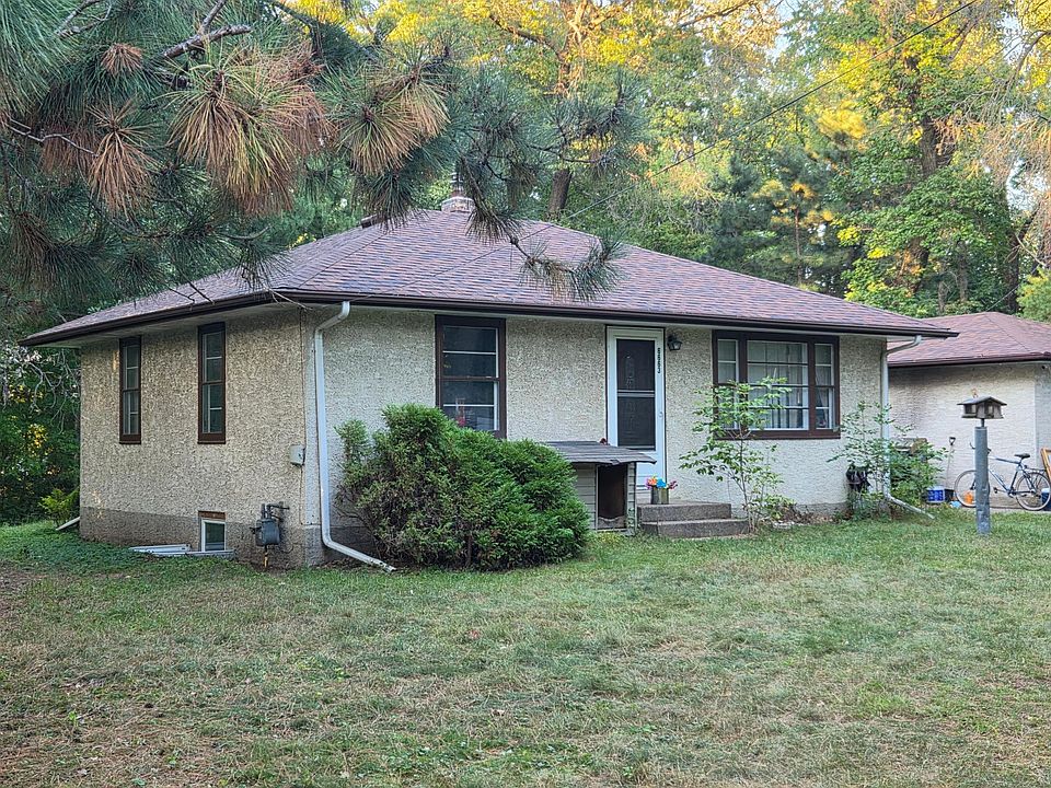1st image of 6663 Lucia Ln NE