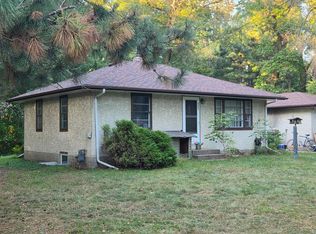 6663 Lucia Ln NE, Fridley, MN 55432