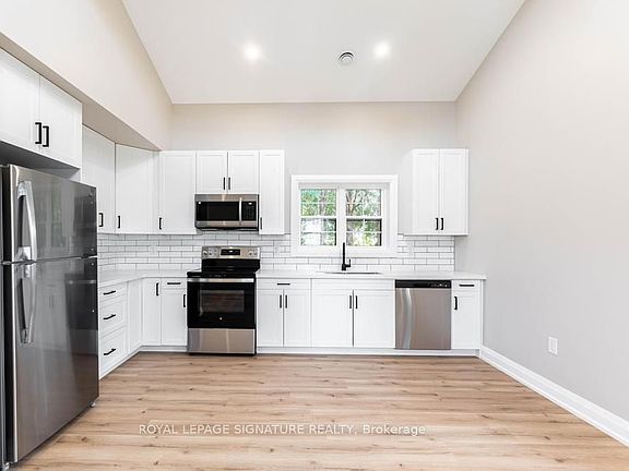 2nd image of 309 Cranbrook Dr