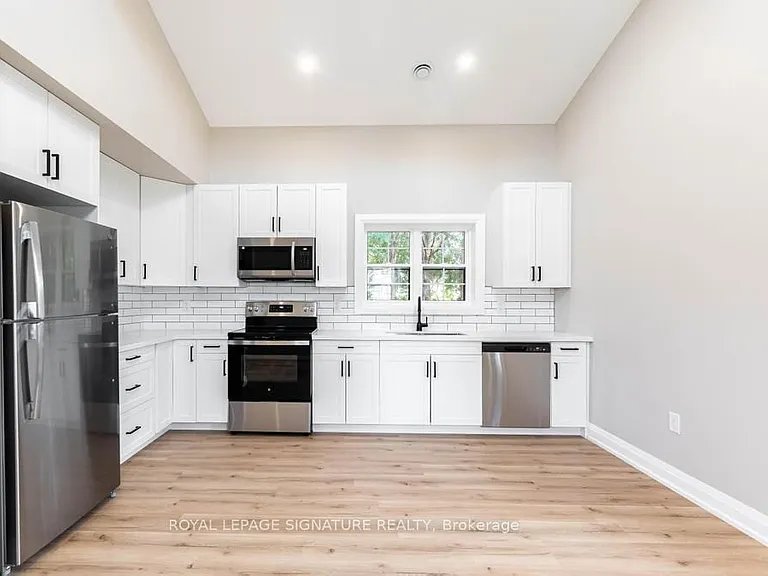 309 Cranbrook Dr #GRDN — Photo 2