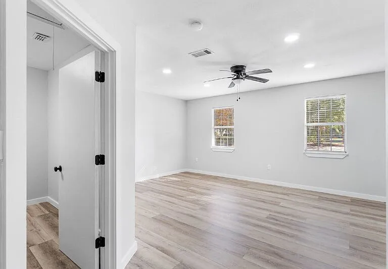 4744 Young Rd — Photo 25